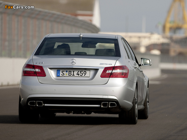 Mercedes-Benz E 63 AMG (W212) 2009–11 pictures (640 x 480)