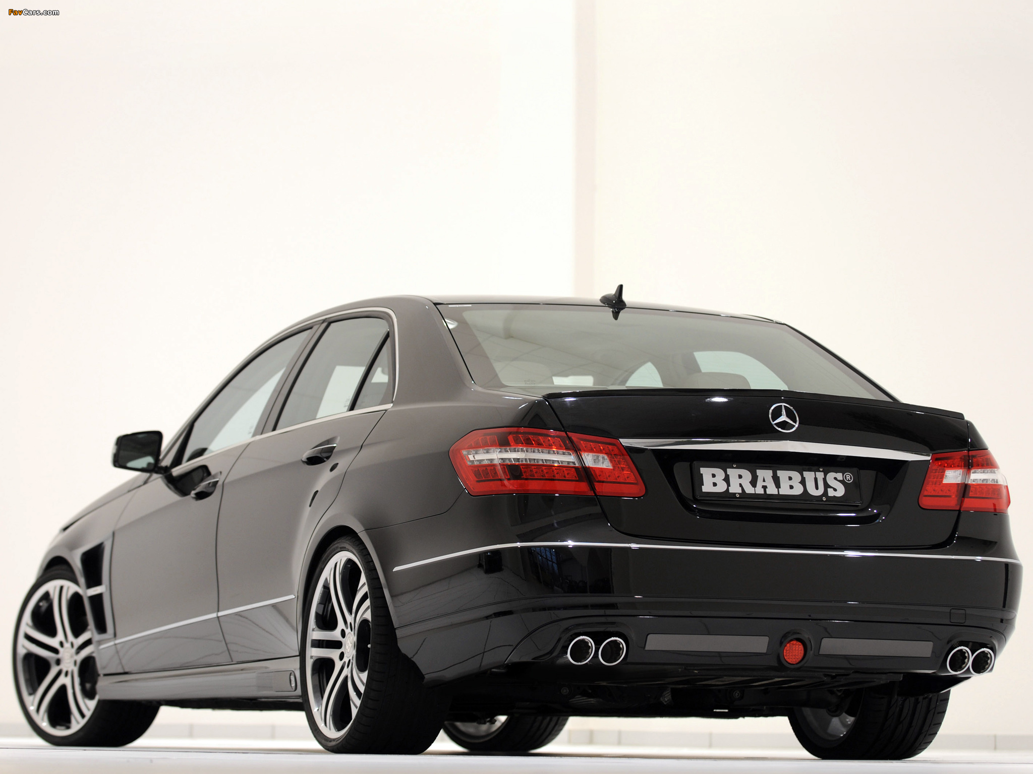 Brabus Mercedes-Benz E-Klasse (W212) 2009 pictures (2048 x 1536)