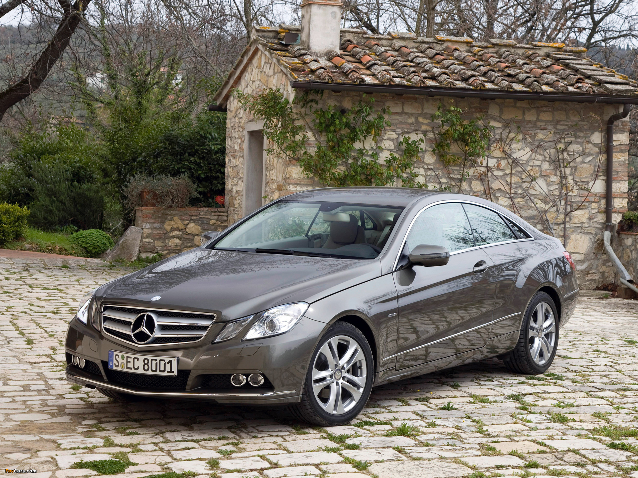 Mercedes-Benz E 250 CGI Coupe (C207) 2009–12 wallpapers (2048 x 1536)