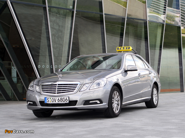 Mercedes-Benz E-Klasse Taxi (W212) 2009–12 wallpapers (640 x 480)