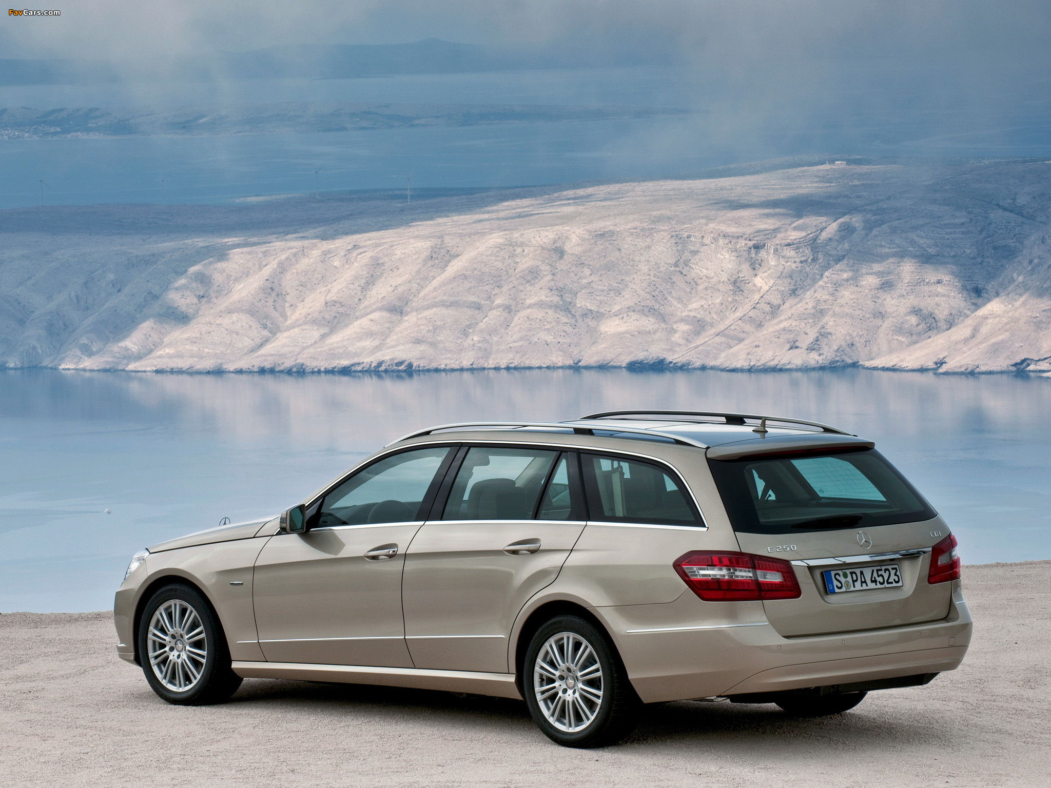 Mercedes-Benz E 250 CDI Estate (S212) 2009–12 wallpapers (2048 x 1536)