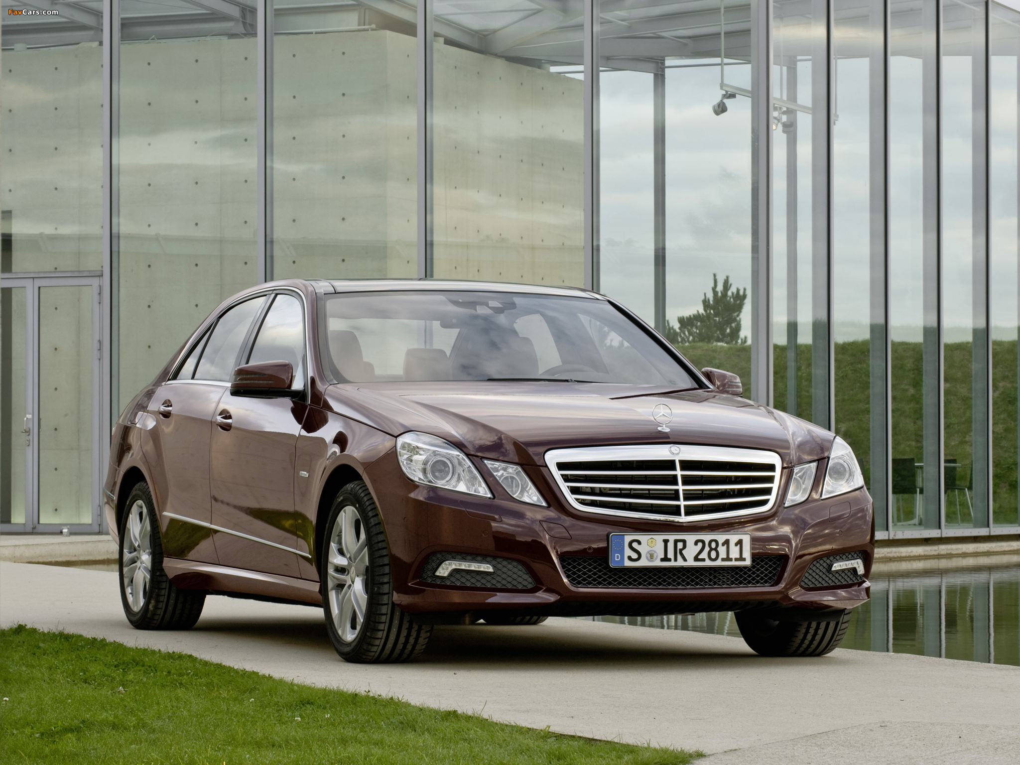 Mercedes-Benz E 350 CGI (W212) 2009–12 wallpapers (2048 x 1536)