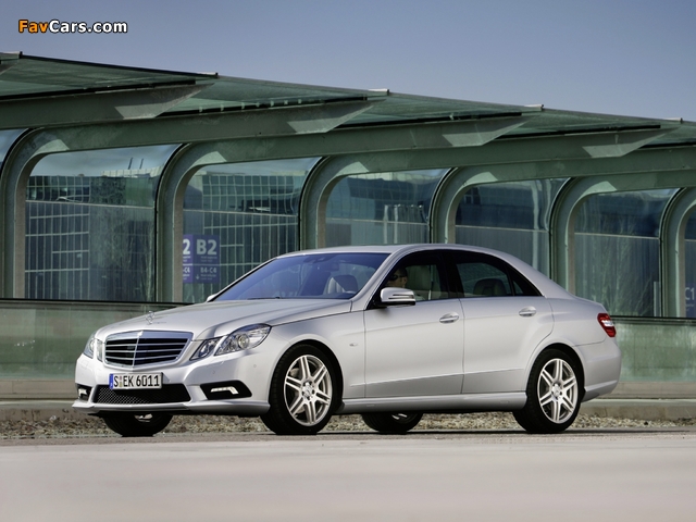 Mercedes-Benz E 350 CGI AMG Sports Package (W212) 2009–12 wallpapers (640 x 480)