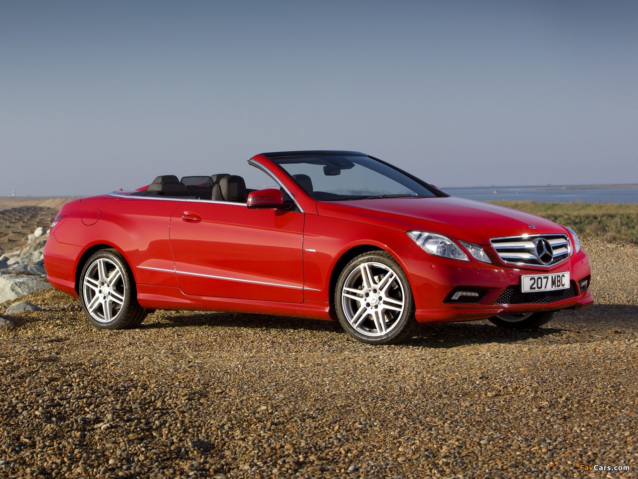 Mercedes-Benz E 250 CGI Cabrio AMG Sports Package UK-spec (A207) 2010–12 images (1280 x 960)