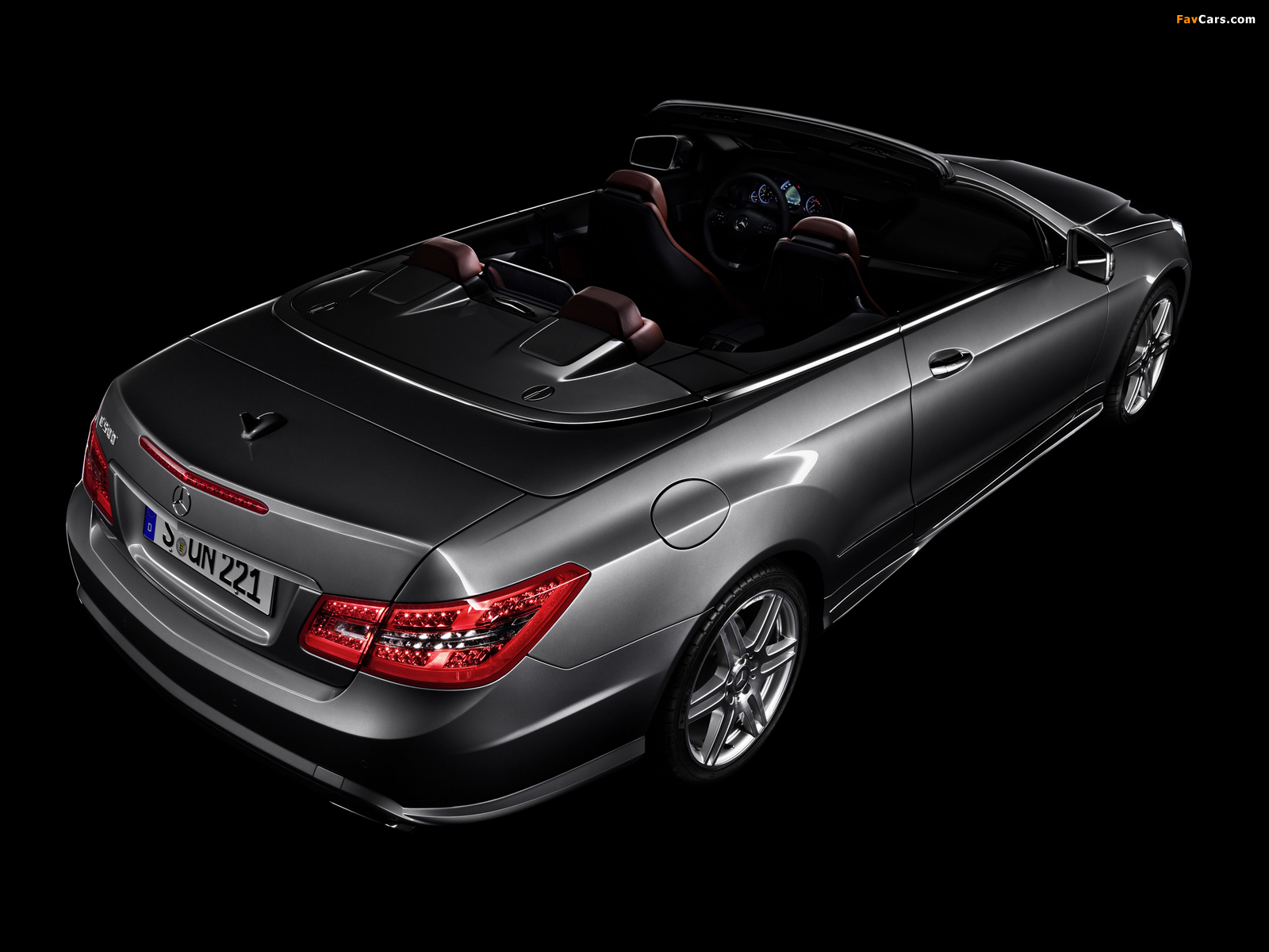 Mercedes-Benz E 500 Cabrio AMG Sports Package (A207) 2010–12 photos (1600 x 1200)