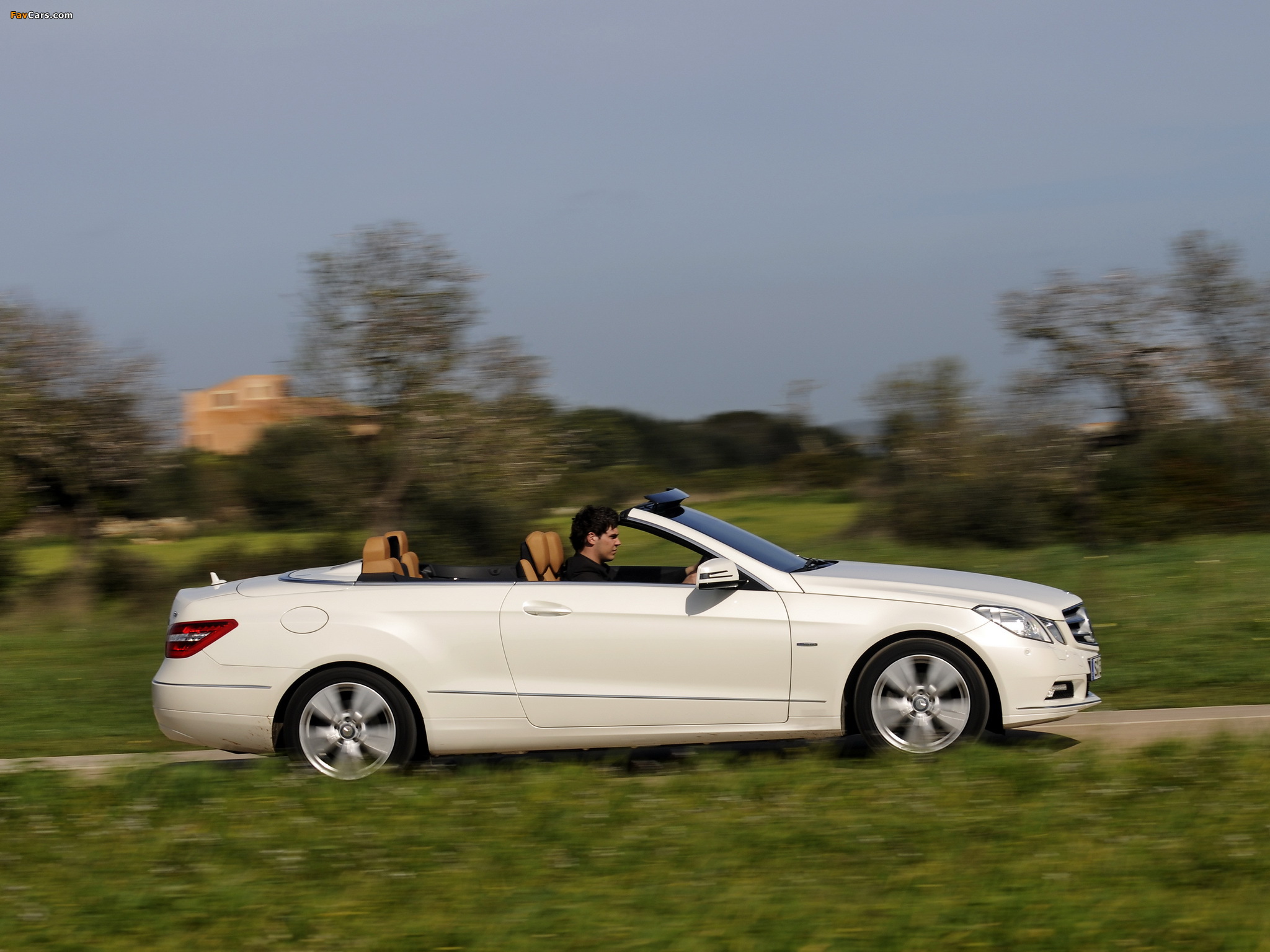 Mercedes-Benz E 250 CGI Cabrio (A207) 2010–12 pictures (2048 x 1536)