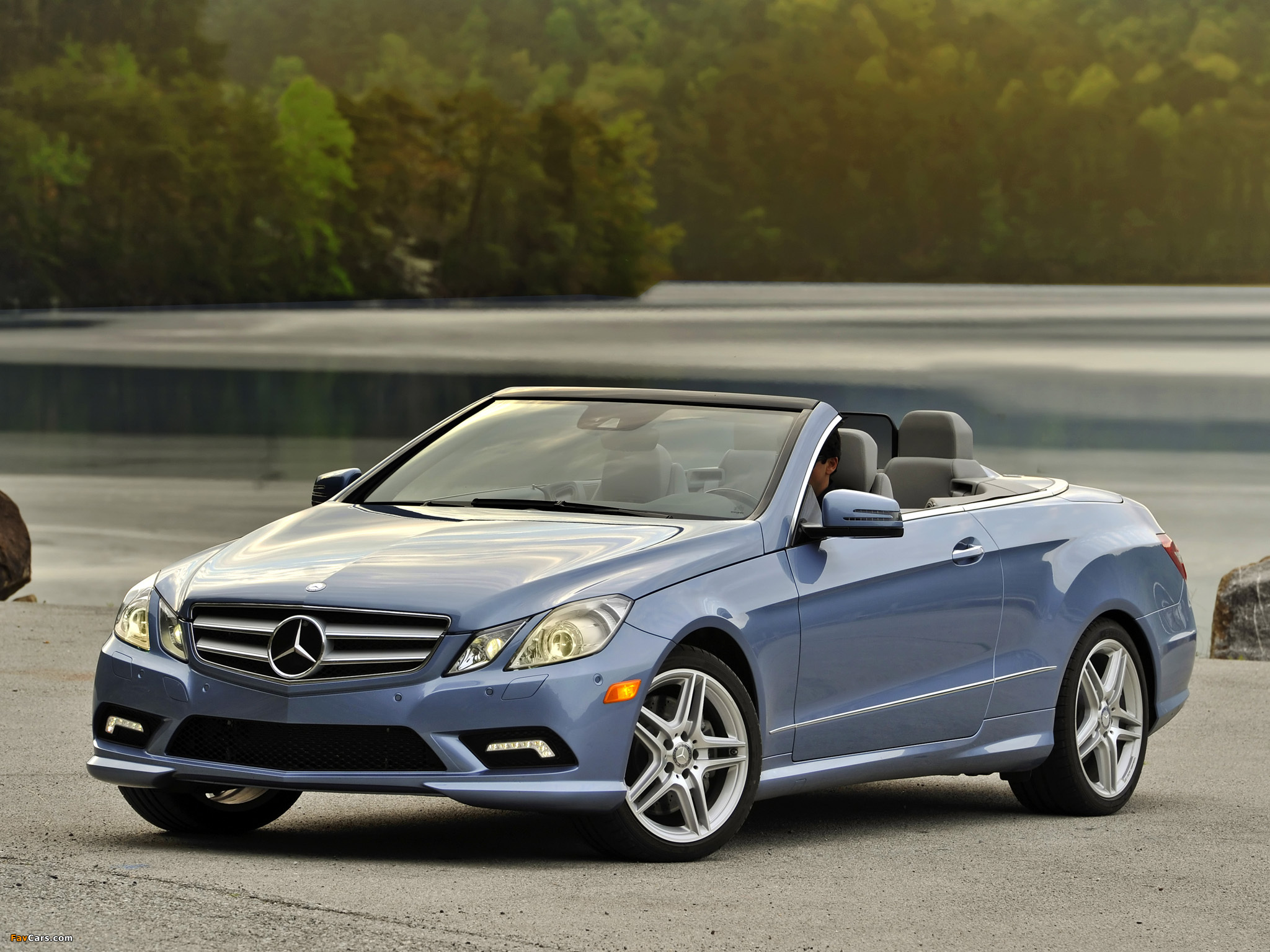 Mercedes-Benz E 550 Cabrio AMG Sports Package (A207) 2010–12 pictures (2048 x 1536)