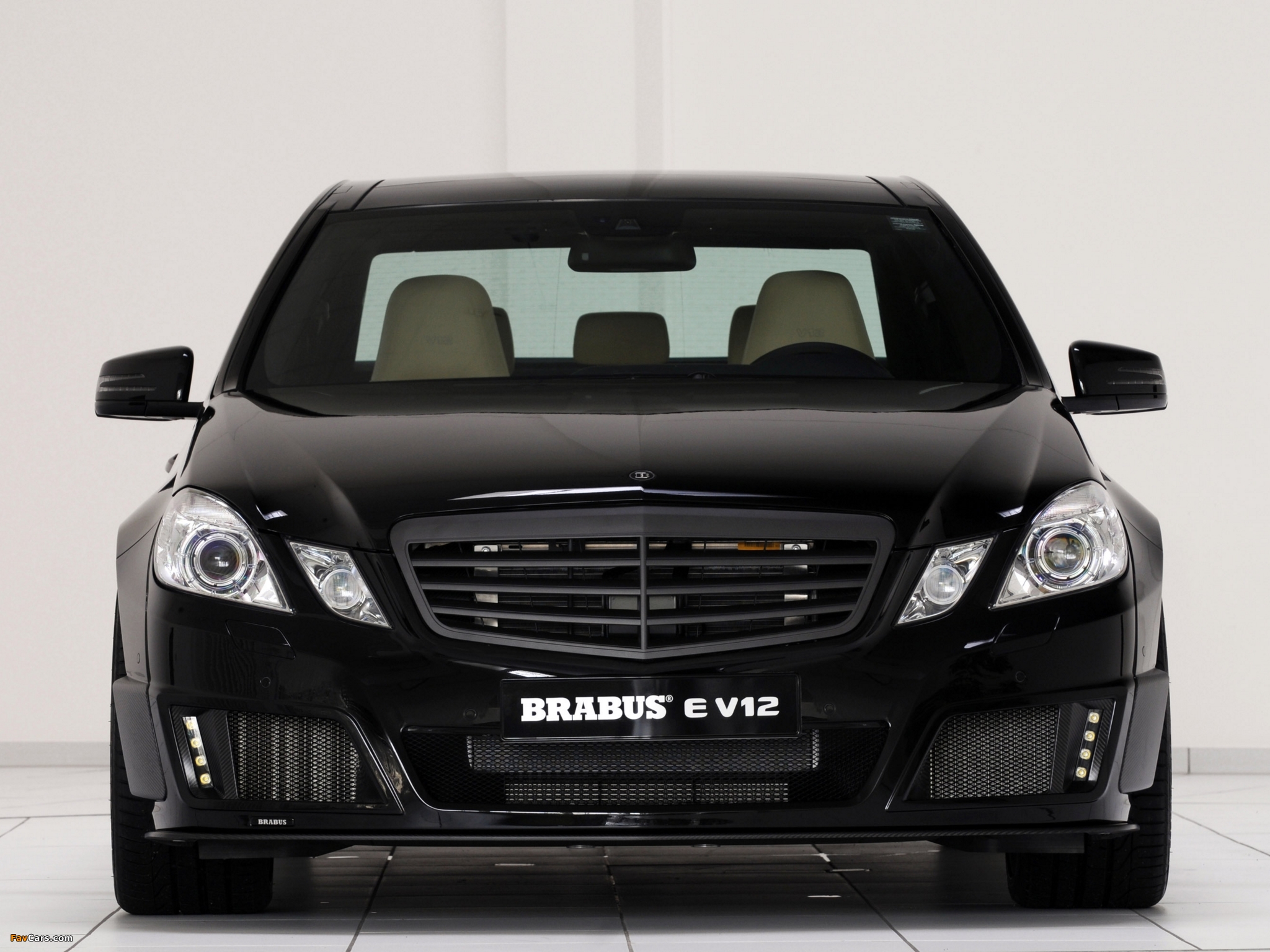 Brabus E V12 (W212) 2010 wallpapers (2048 x 1536)