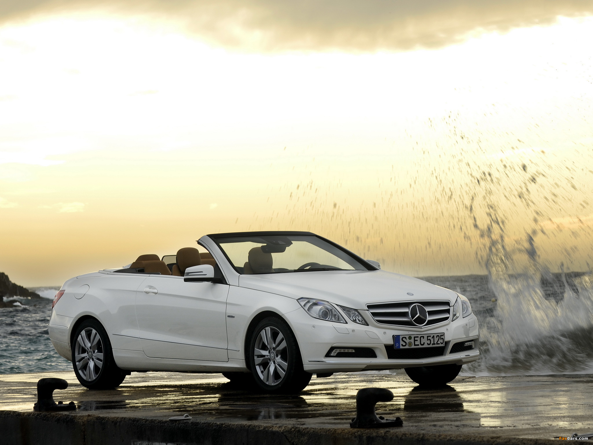 Mercedes-Benz E 250 CGI Cabrio (A207) 2010–12 wallpapers (2048 x 1536)