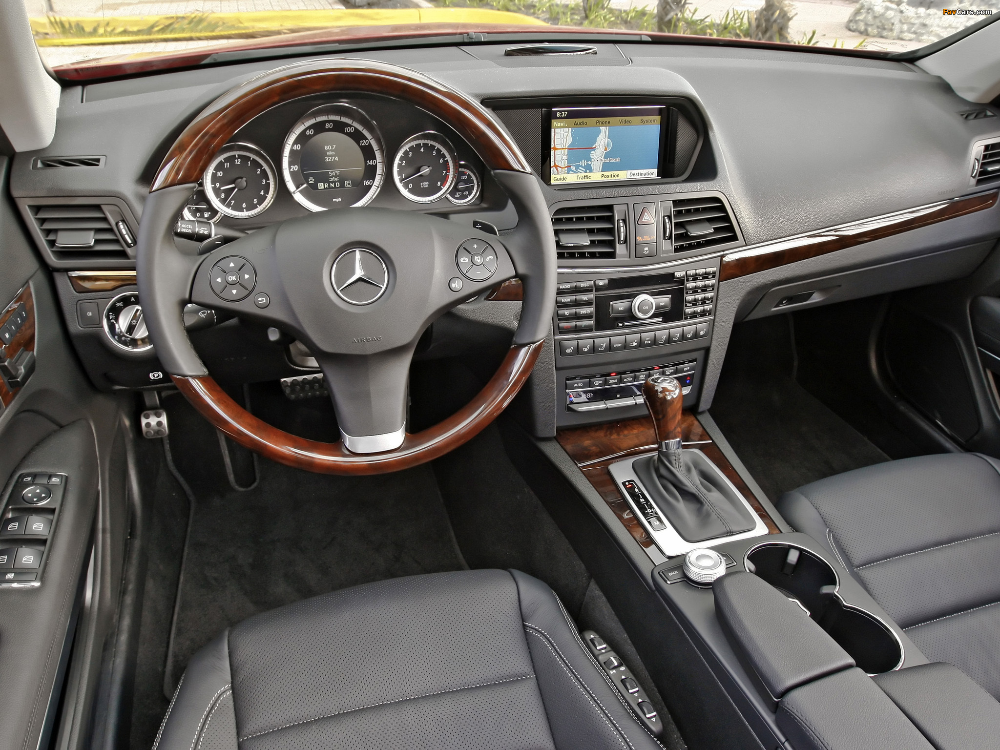 Mercedes-Benz E 550 Cabrio AMG Sports Package (A207) 2010–12 wallpapers (2048 x 1536)