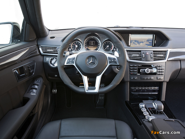 Mercedes-Benz E 63 AMG Estate (S212) 2011–12 pictures (640 x 480)