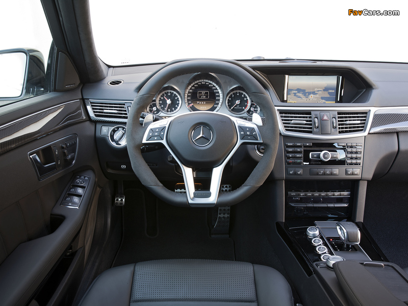 Mercedes-Benz E 63 AMG Estate (S212) 2011–12 pictures (800 x 600)