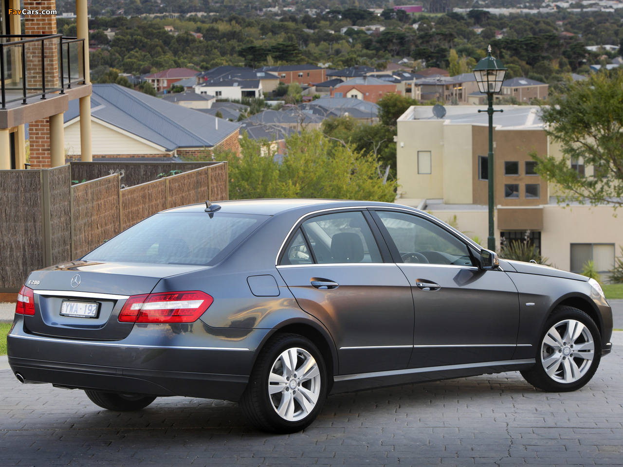 Mercedes-Benz E 200 AU-spec (W212) 2012 images (1280 x 960)