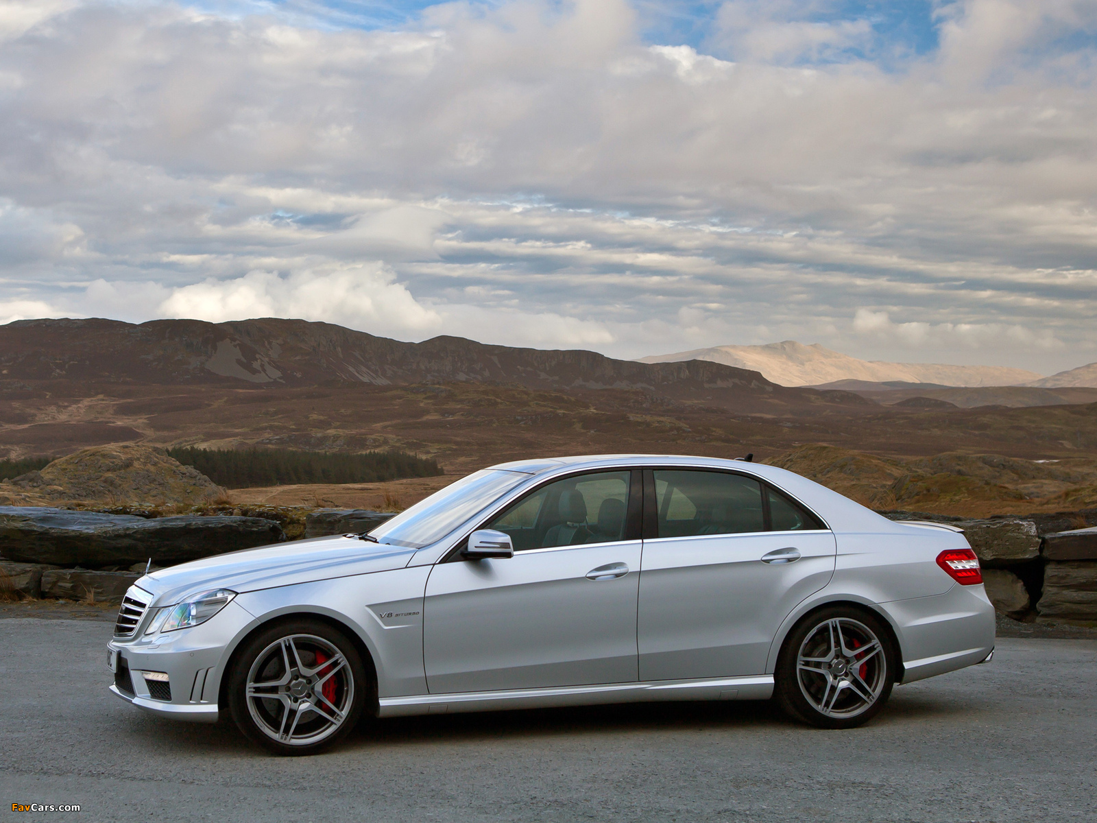 Mercedes-Benz E 63 AMG UK-spec (W212) 2012 images (1600 x 1200)