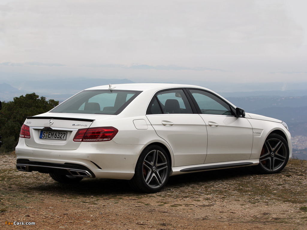 Mercedes-Benz E 63 AMG S-Model (W212) 2013 images (1024 x 768)