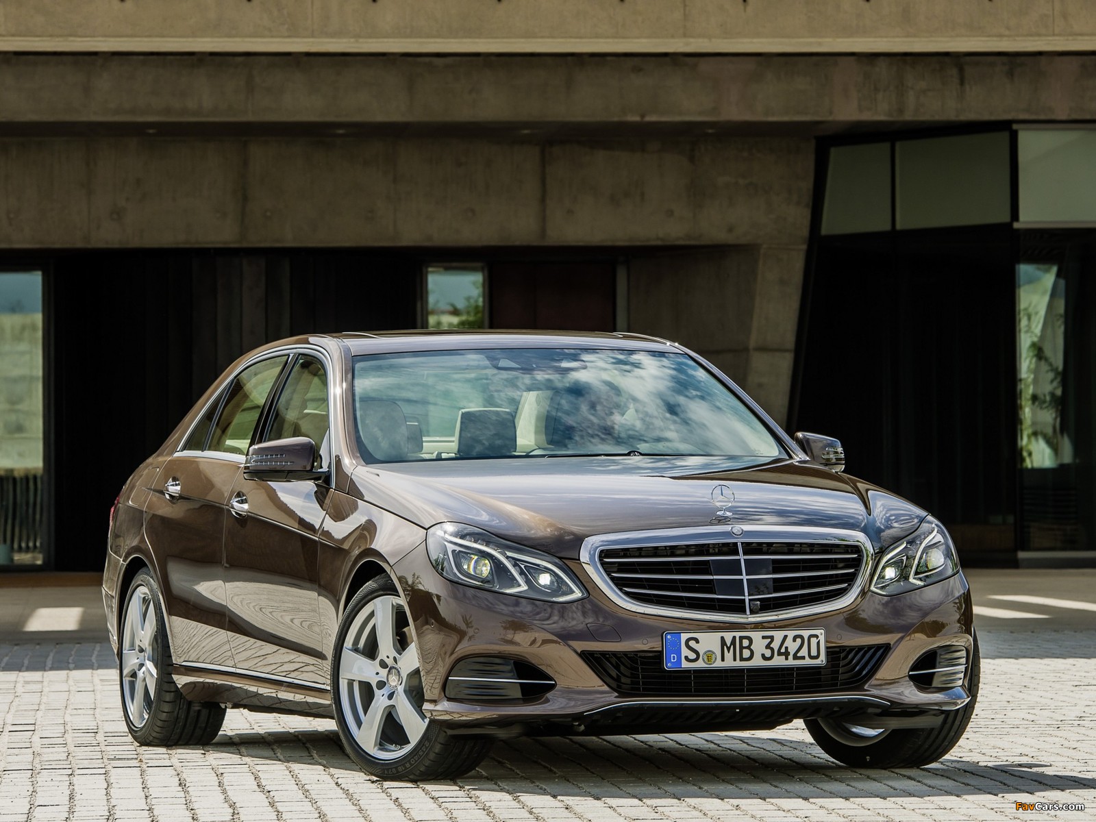 Mercedes-Benz E 300 BlueTec Hybrid (W212) 2013 images (1600 x 1200)