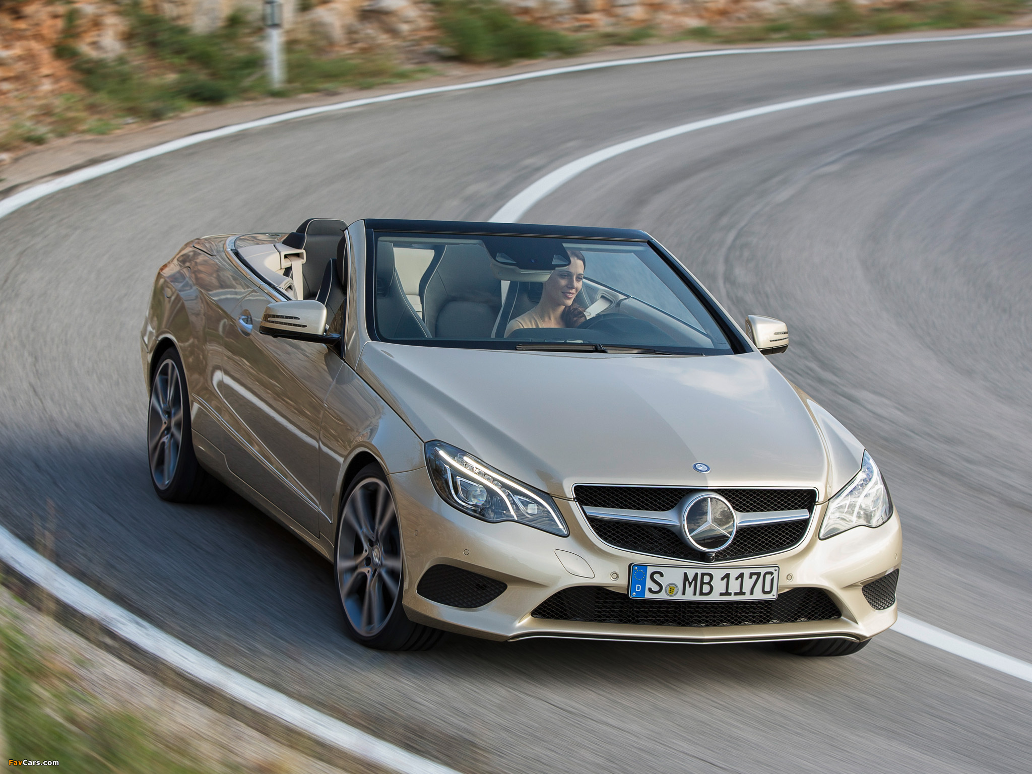 Mercedes-Benz E 350 BlueTec Cabrio (A207) 2013 images (2048 x 1536)