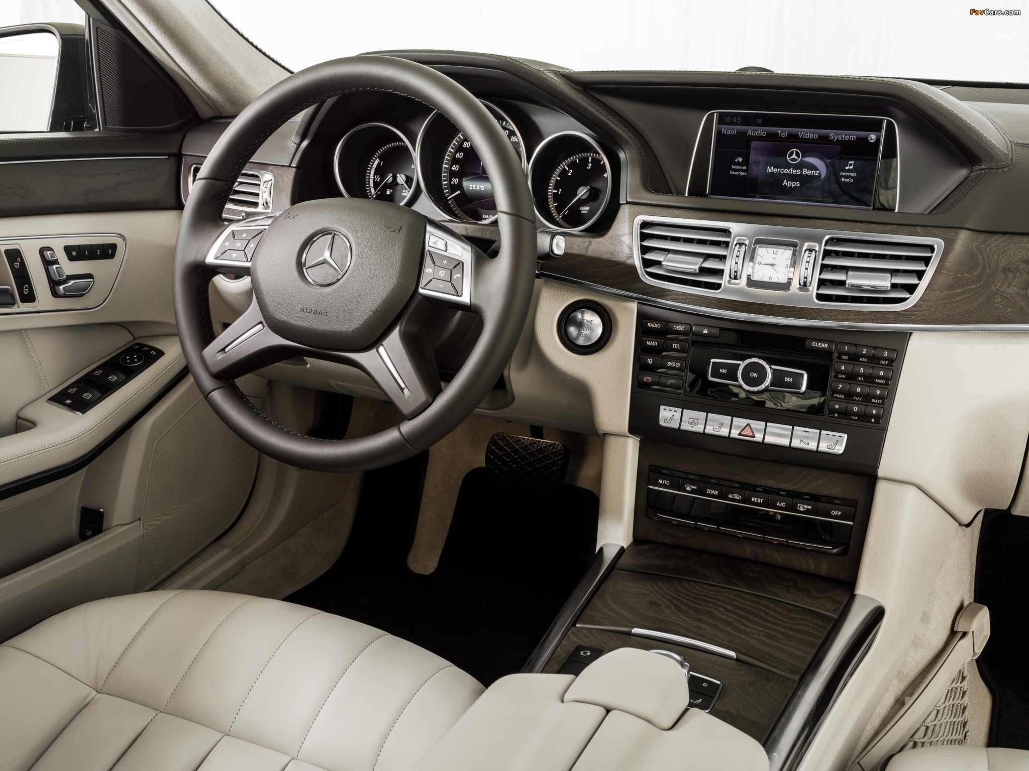 Mercedes-Benz E 300 BlueTec Hybrid (W212) 2013 images (2048 x 1536)