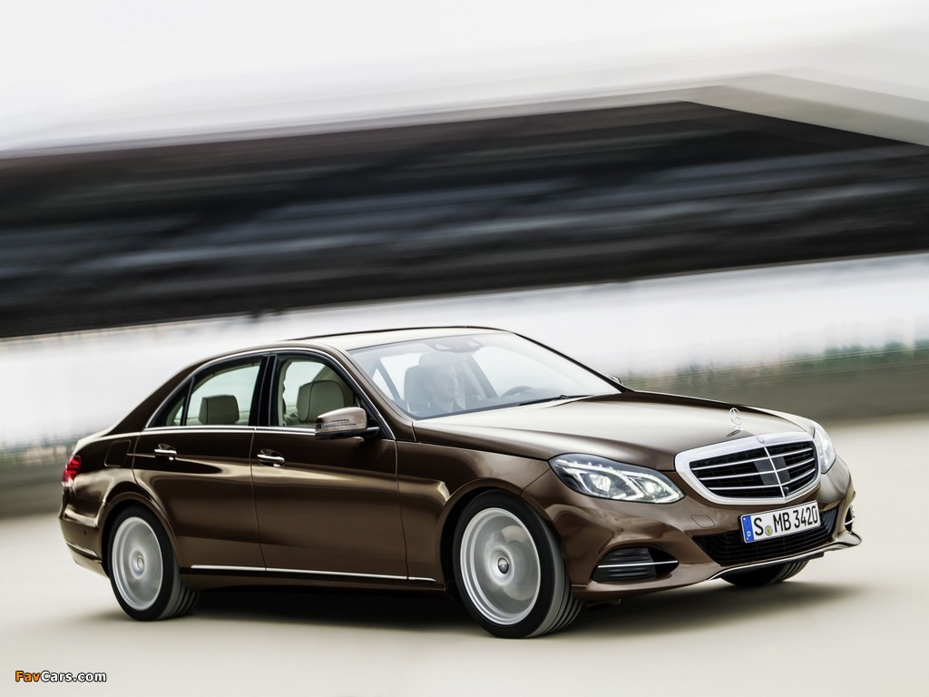 Mercedes-Benz E 300 BlueTec Hybrid (W212) 2013 photos (1024 x 768)