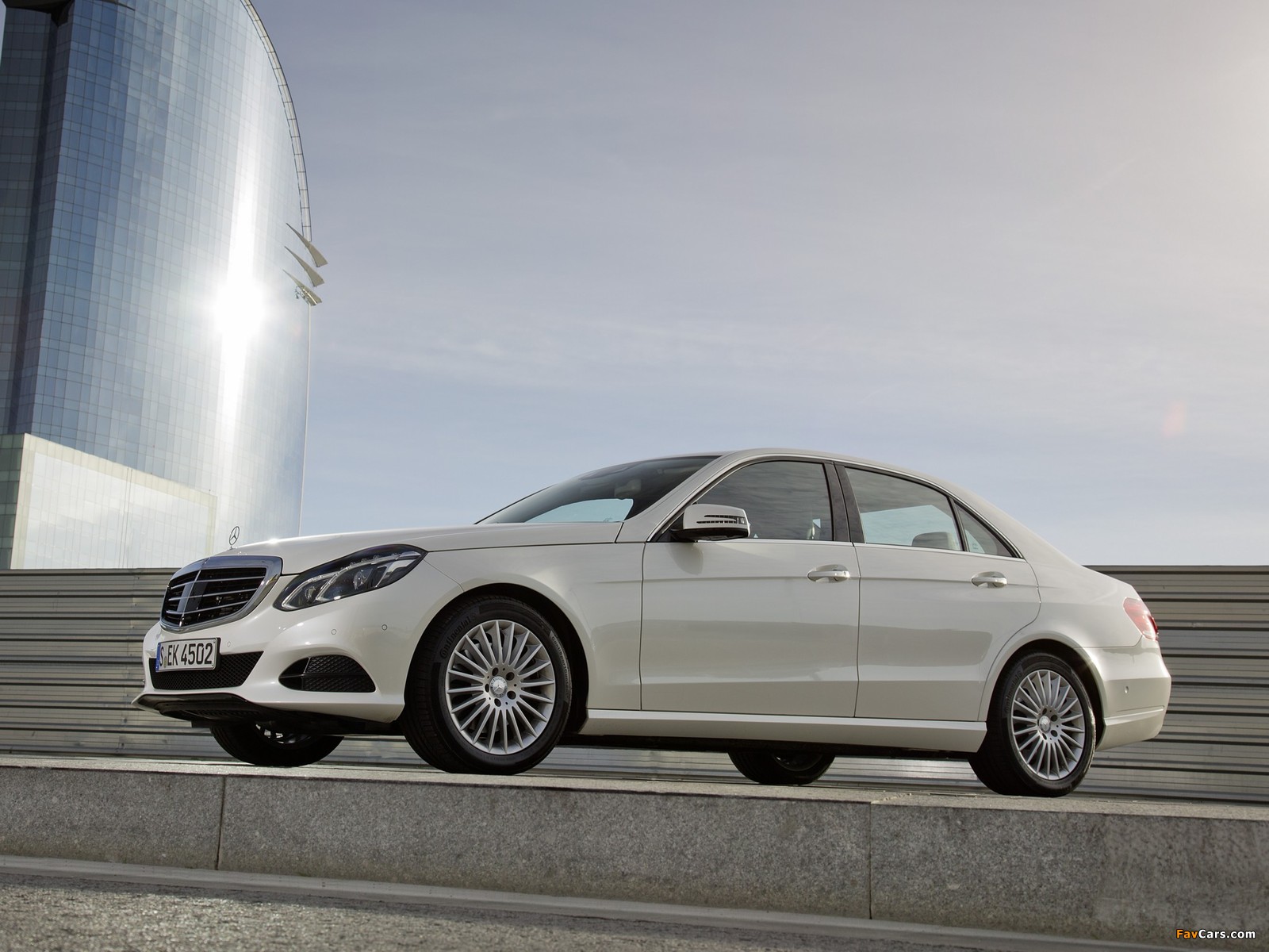 Mercedes-Benz E 250 (W212) 2013 photos (1600 x 1200)