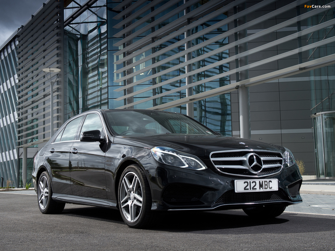 Mercedes-Benz E 350 BlueTec AMG Sports Package UK-spec (W212) 2013 pictures (1280 x 960)