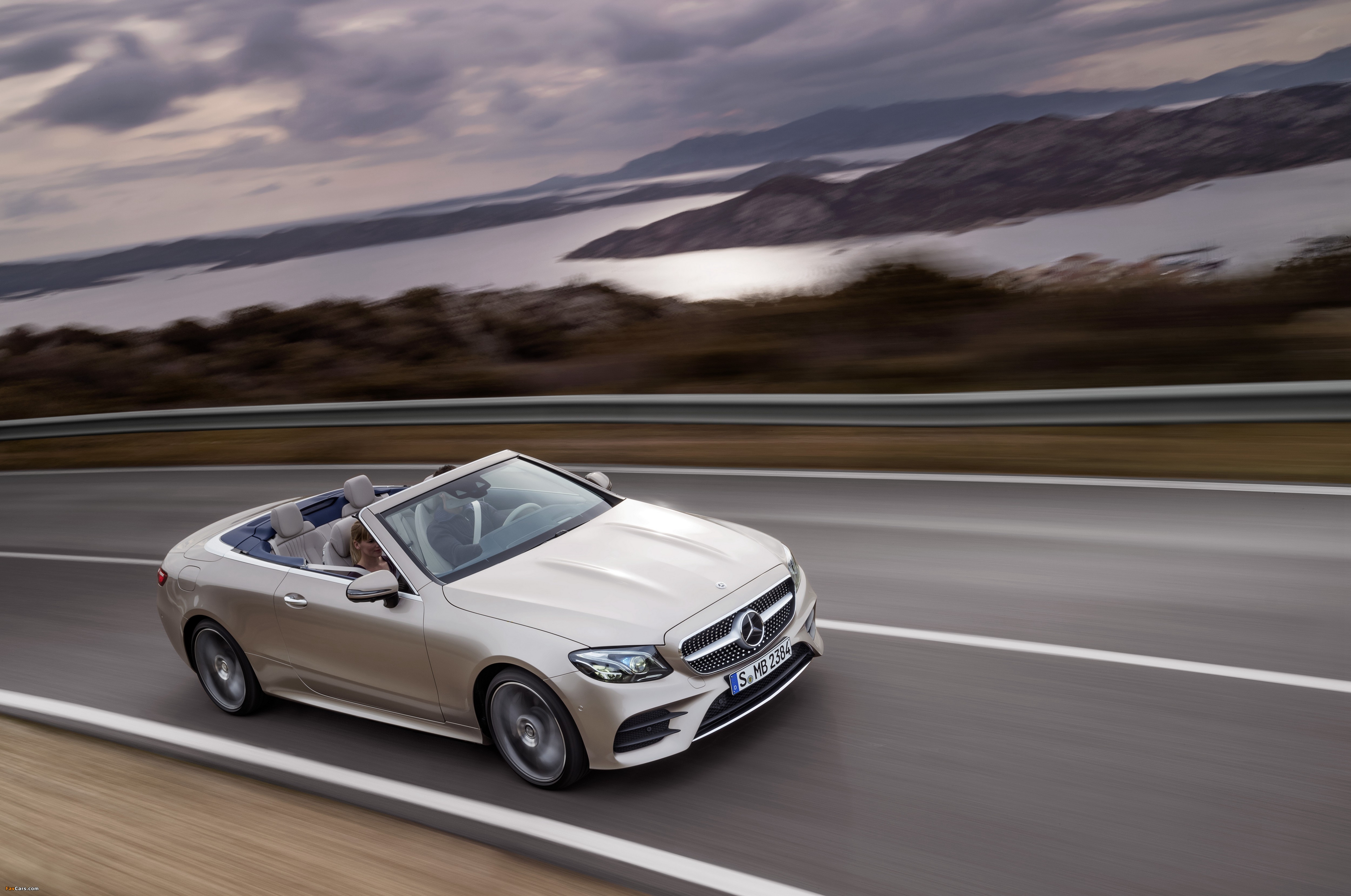 Mercedes-Benz E-Klasse AMG Line Cabrio (A238) 2017 pictures (4096 x 2717)