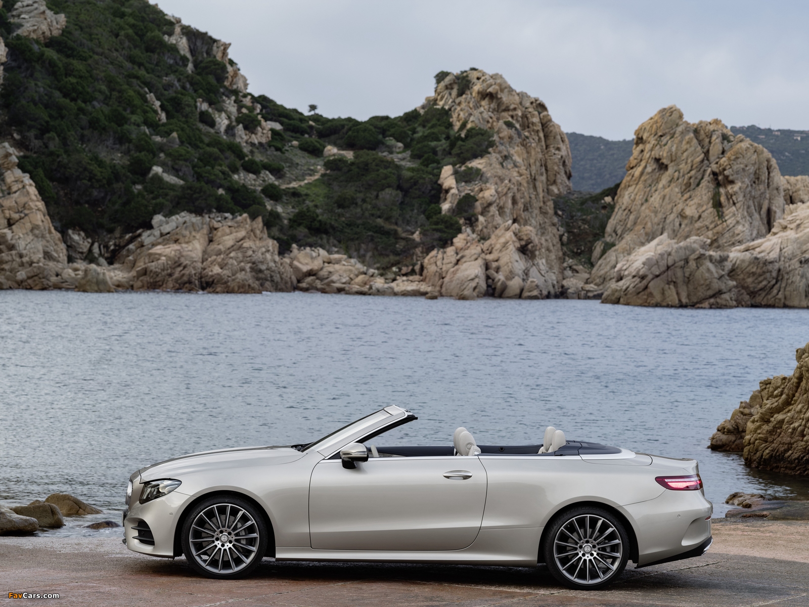 Mercedes-Benz E-Klasse AMG Line Cabrio (A238) 2017 wallpapers (1600 x 1200)