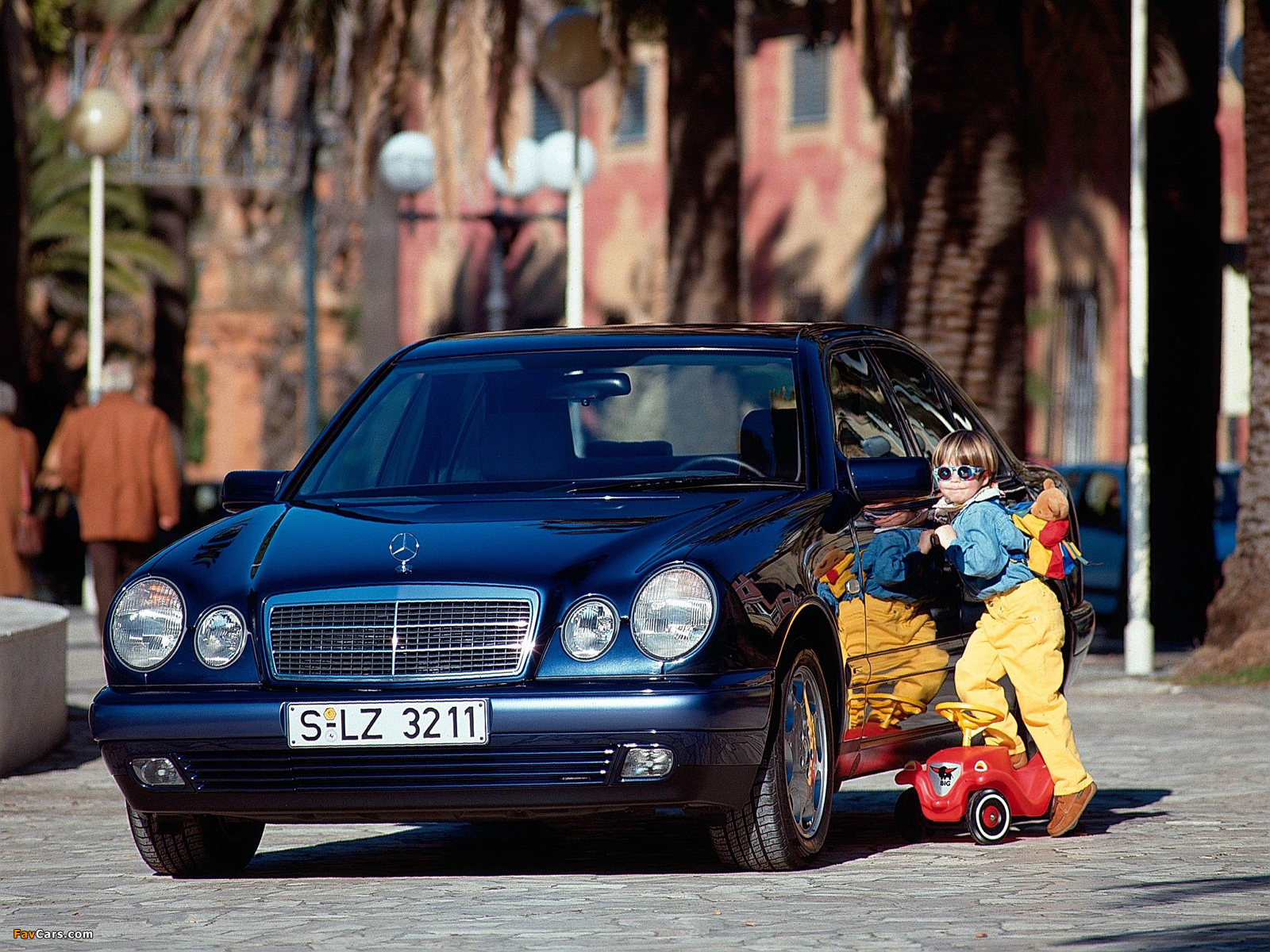 Mercedes-Benz E-Klasse (W210) 1995–99 photos (1600 x 1200)