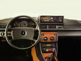 Mercedes-Benz E-Klasse Taxi (W124) pictures