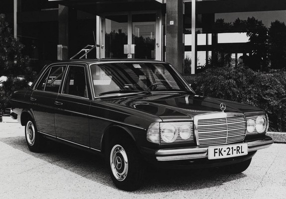 Photos of Mercedes-Benz 200 (W123) 1976–85