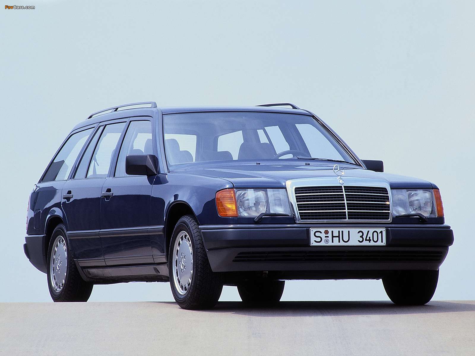 Photos of Mercedes-Benz 300 TE (S124) 1986–92 (1600 x 1200)