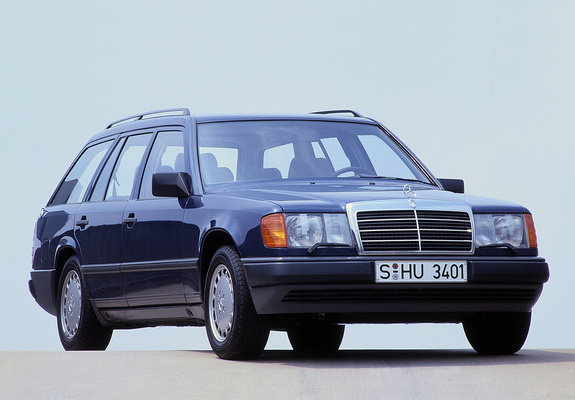 Photos of Mercedes-Benz 300 TE (S124) 1986–92