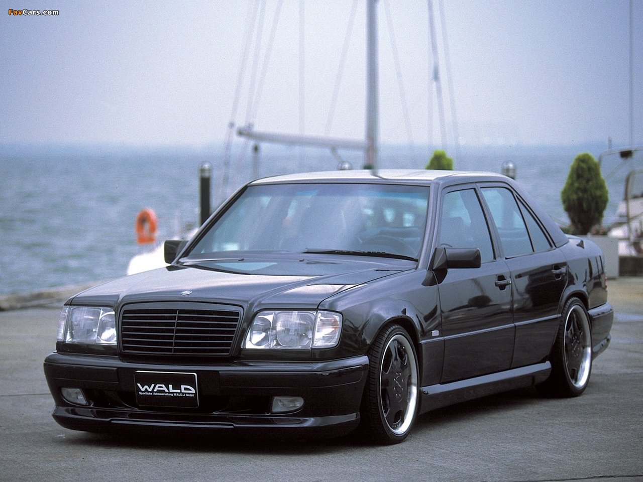 Photos of WALD Mercedes-Benz E-Klasse V4 (W124) 1990 (1280 x 960)