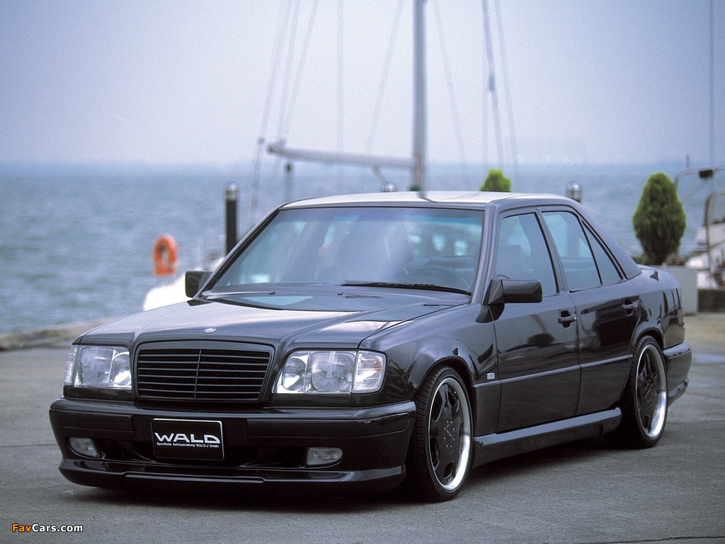 Photos of WALD Mercedes-Benz E-Klasse V4 (W124) 1990 (1024 x 768)