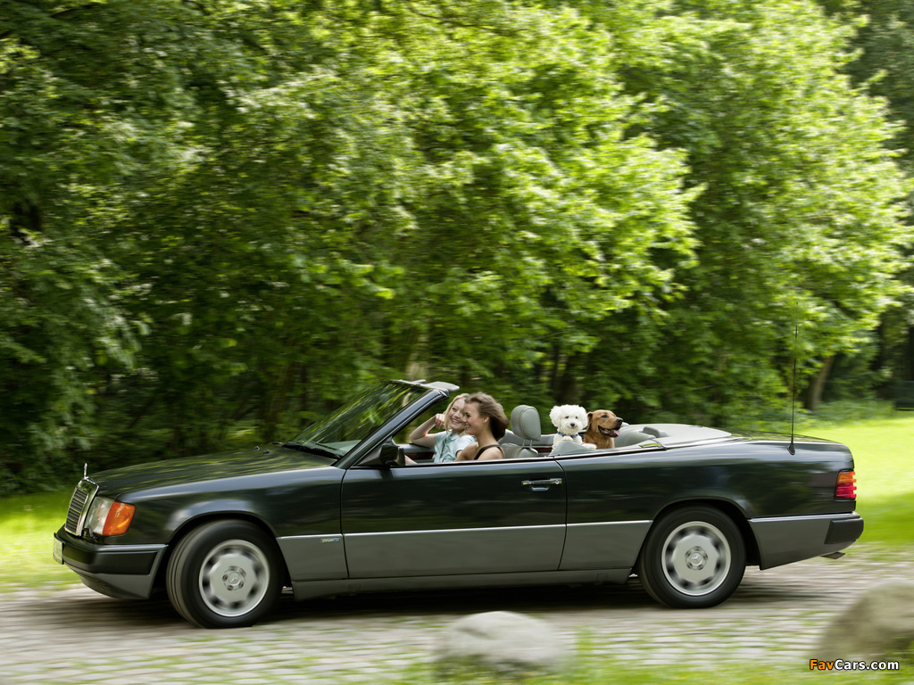 Photos of Mercedes-Benz E-Klasse Cabrio (A124) 1991–98 (1024 x 768)