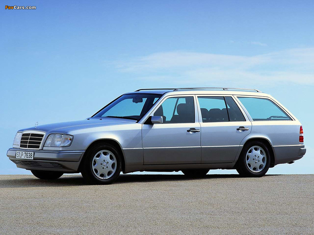 Photos of Mercedes-Benz E-Klasse Estate (S124) 1993–96 (1024 x 768)