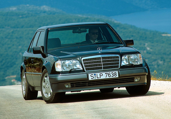 Photos of Mercedes-Benz E 500 (W124) 1993–95