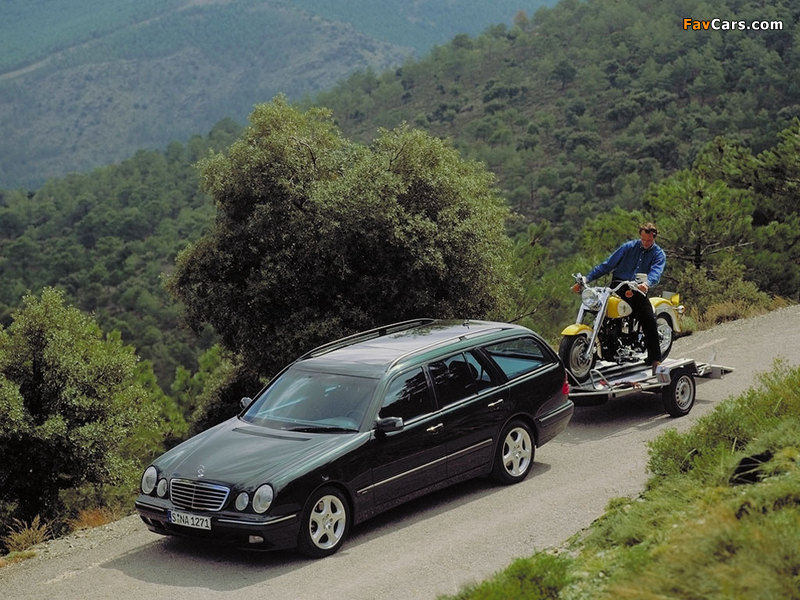 Photos of Mercedes-Benz E 430 Estate (S210) 1999–2002 (800 x 600)