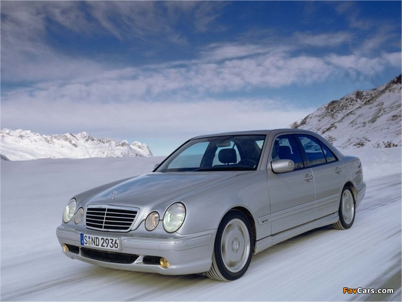 Photos of Mercedes-Benz E 55 AMG (W210) 1999–2002 (800 x 600)