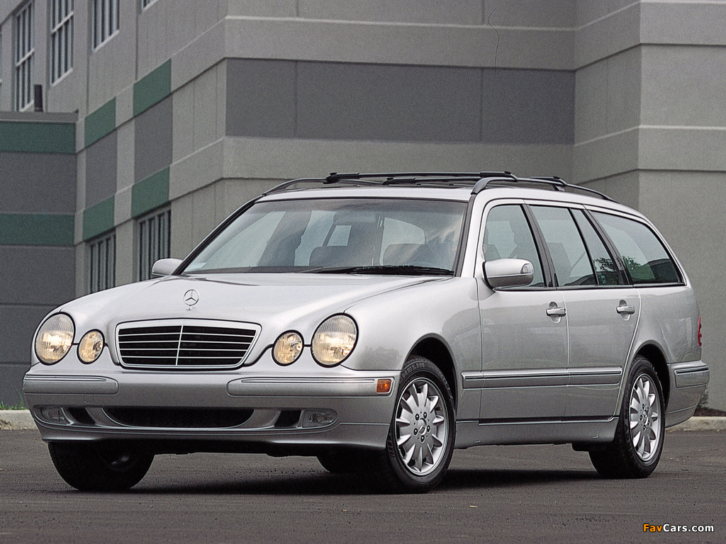 Photos of Mercedes-Benz E 320 Estate US-spec (S210) 1999–2002 (1024 x 768)