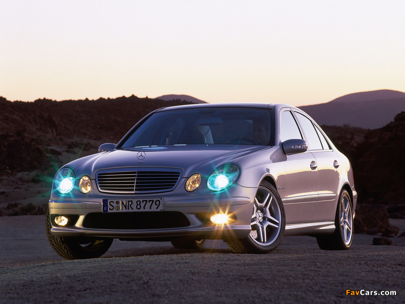 Photos of Mercedes-Benz E 55 AMG (W211) 2002–06 (800 x 600)
