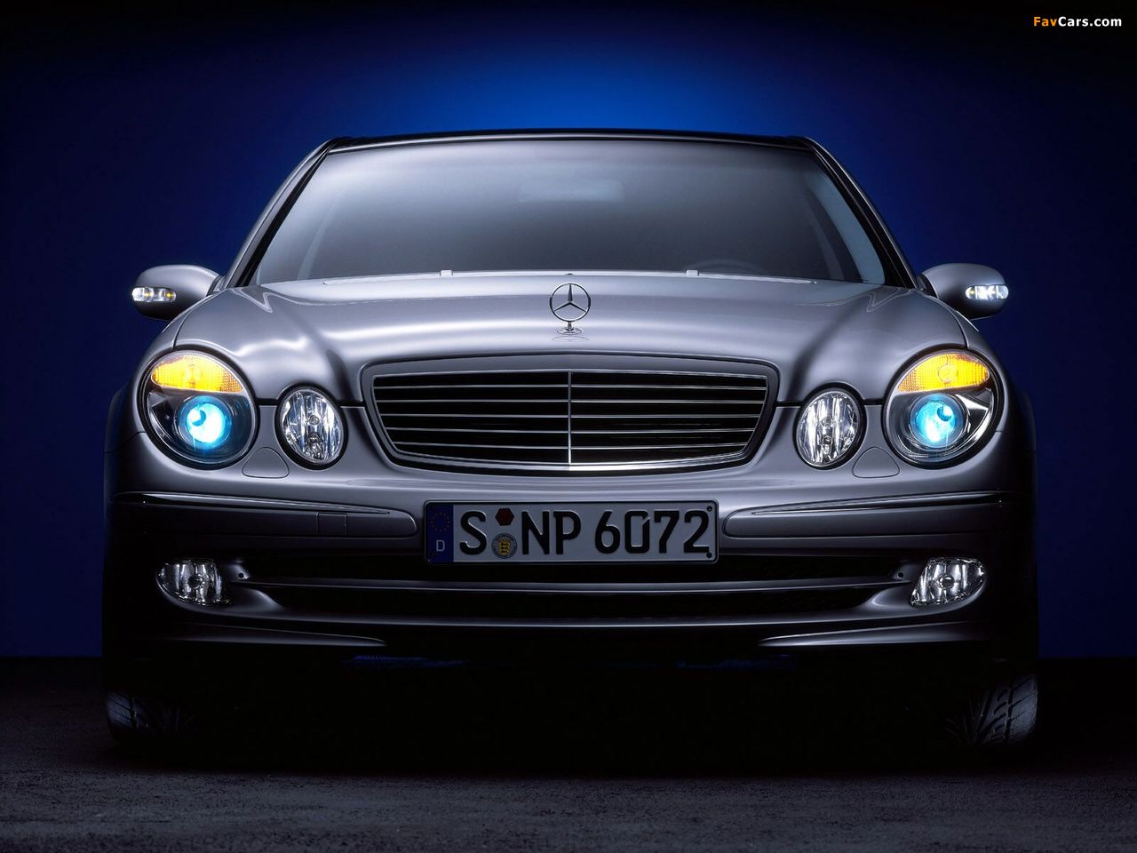 Photos of Mercedes-Benz E 320 (W211) 2002–03 (1280 x 960)