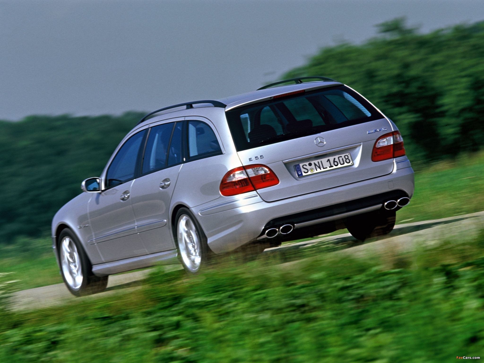 Photos of Mercedes-Benz E 55 AMG Estate (S211) 2003–06 (2048 x 1536)