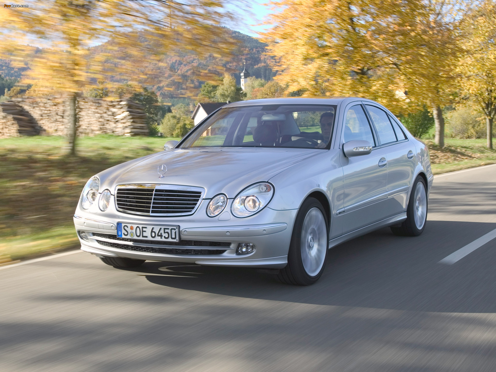 Photos of Mercedes-Benz E 350 (W211) 2004–06 (2048 x 1536)