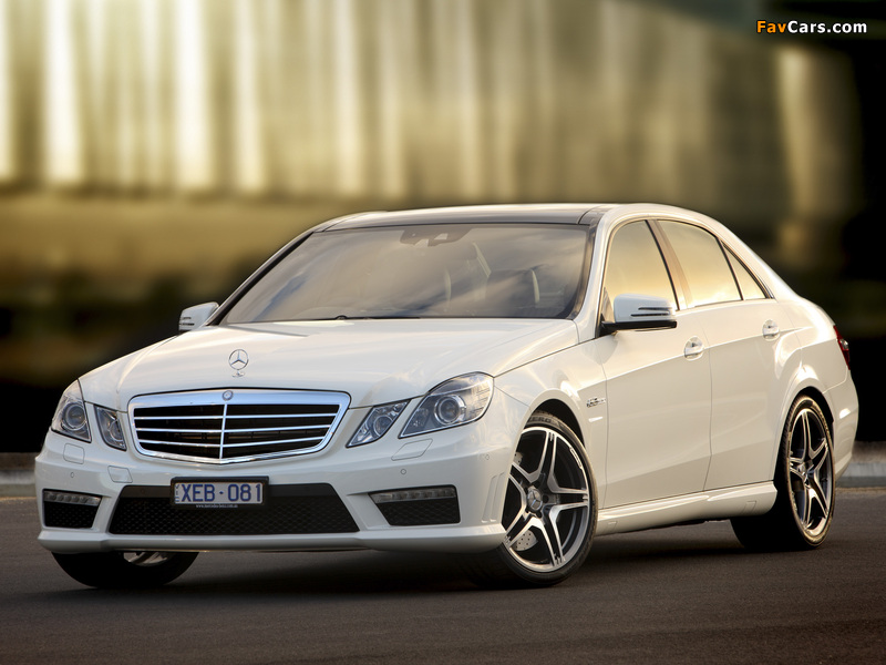 Photos of Mercedes-Benz E 63 AMG AU-spec (W212) 2009–11 (800 x 600)