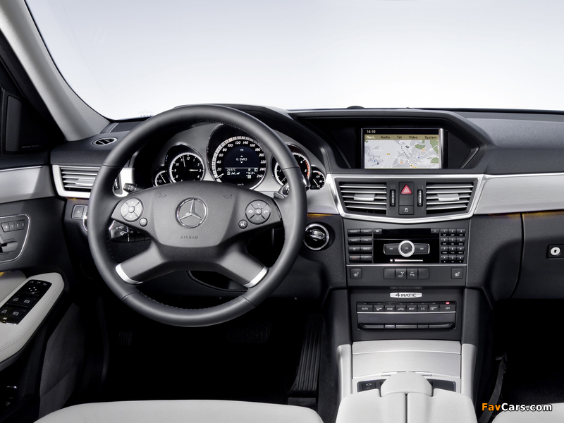 Photos of Mercedes-Benz E 350 CDI 4MATIC Estate (S212) 2009–12 (800 x 600)