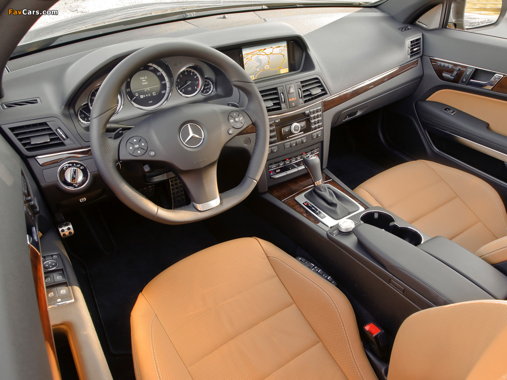 Photos of Mercedes-Benz E 350 Coupe US-spec (C207) 2009–12 (1024 x 768)