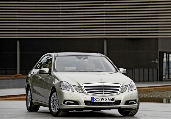 Photos of Mercedes-Benz E 350 CDI (W212) 2009–12