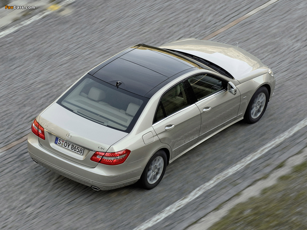 Photos of Mercedes-Benz E 350 CDI (W212) 2009–12 (1024 x 768)