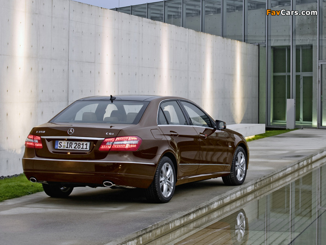 Photos of Mercedes-Benz E 350 CGI (W212) 2009–12 (640 x 480)